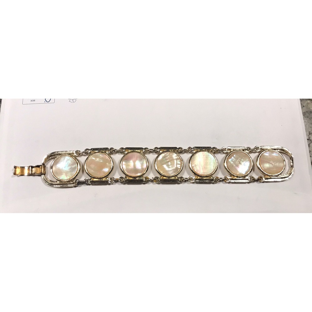 Vtg Unmarked 7 Pieces Round Flat Mother Of Pearl Links Bracelet 7.25" - 37B